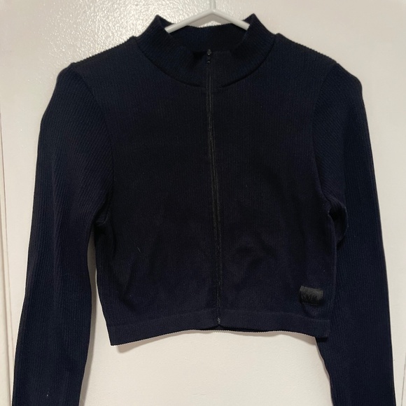 ⭐️Active long sleeve top⭐️ - Picture 1 of 5